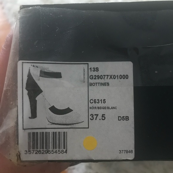 CHANEL booties fit more like 7🦋 - Picture 7 of 8